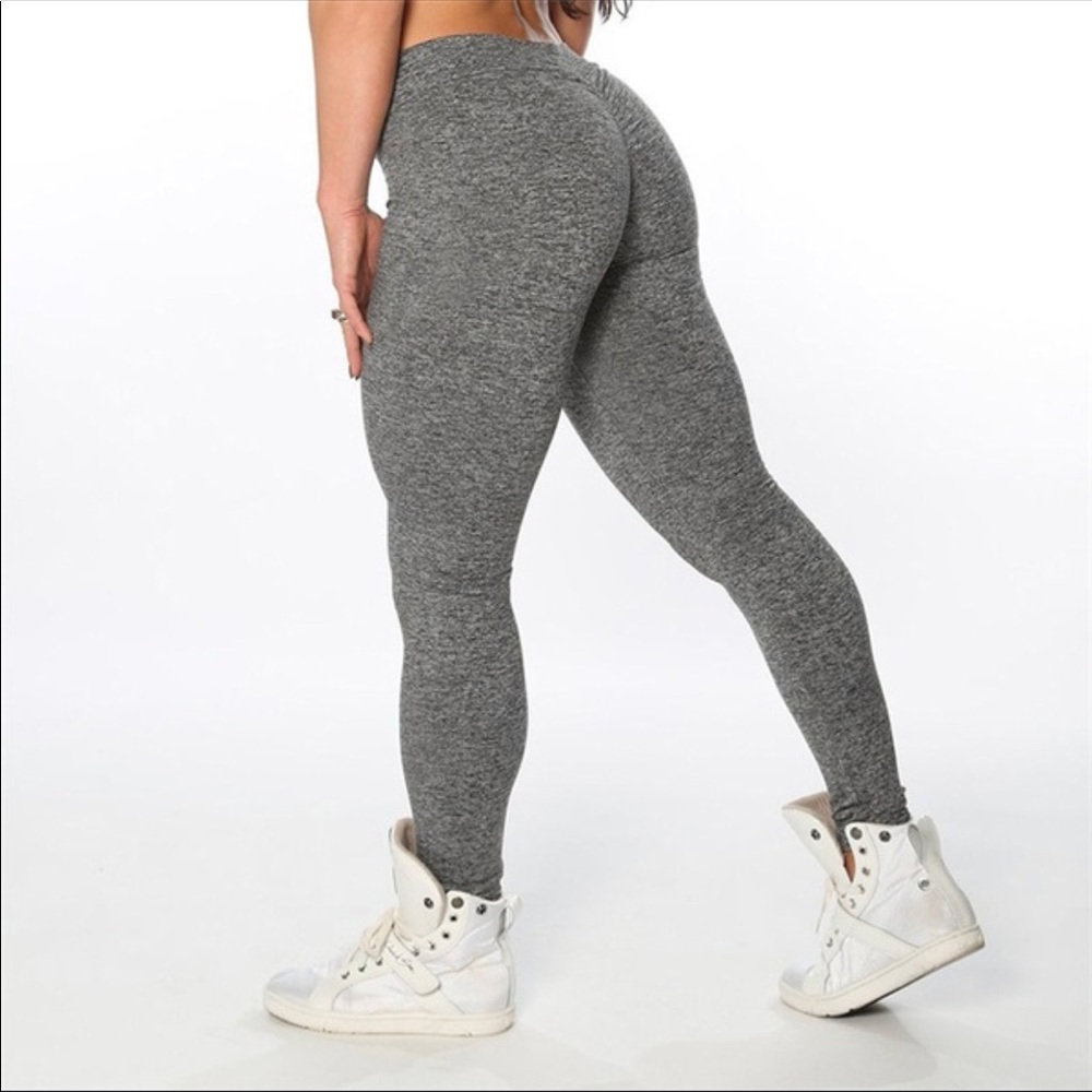NWT Women’s Grey Leggings.  1 left !! - Picture 2 of 8